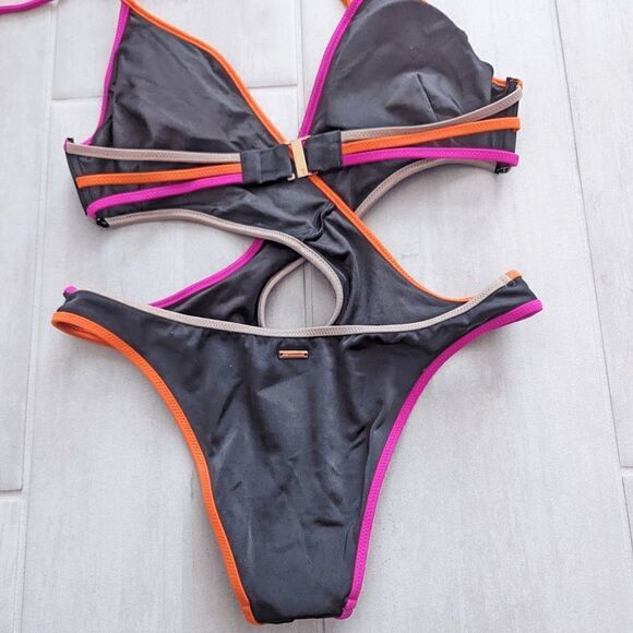 Victoria's Secret Monokini Cross Front Brazilian Cut Black w Multicolored Trim S - Picture 6 of 9